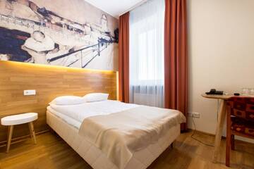 Фото номера Стандартный трехместный номер Отель Narva Hotell г. Нарва 2
