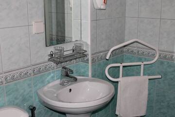 Фото номера Трехместный номер Гостевой дом Europe Guesthouse г. Нарва 3