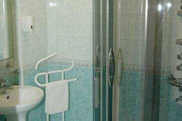 Фото номера Трехместный номер Гостевой дом Europe Guesthouse г. Нарва 4