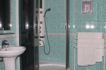 Фото номера Трехместный номер Гостевой дом Europe Guesthouse г. Нарва 2