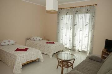 Фото номера Трехместный номер Гостевой дом Europe Guesthouse г. Нарва 5